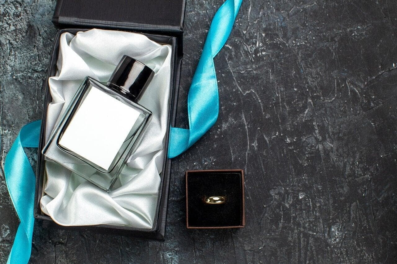luxury brand packaging